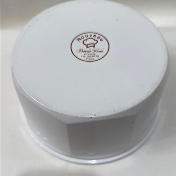 Princess House Nouveau France White Quality Ceramic Serve Bakeware 1 1/2 Quarts - Picture 6 of 9